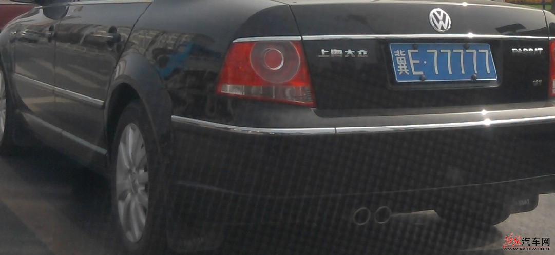 E 77777.jpg