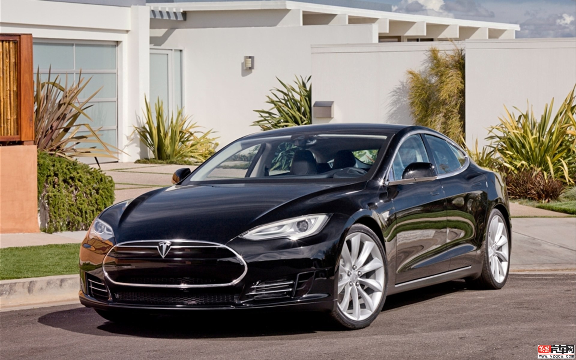 Tesla-Alpha-Model-S-2011-widescreen-11.jpg