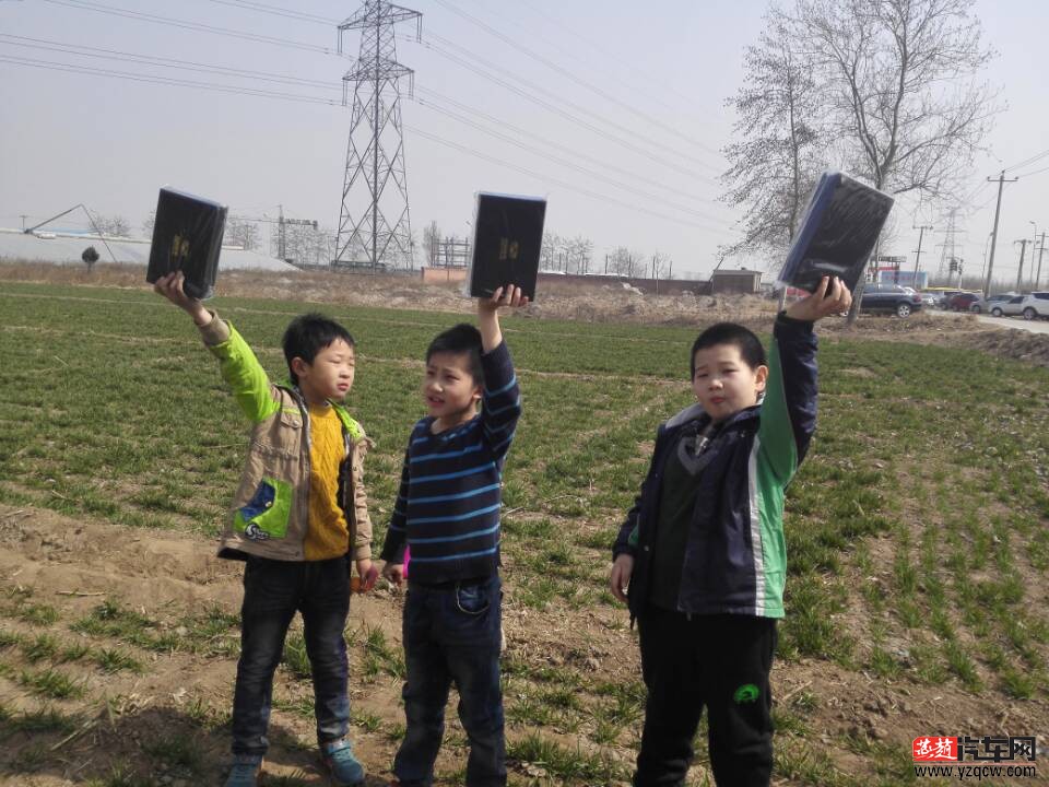 074564@[WDIPGB}J@PG79KE.jpg