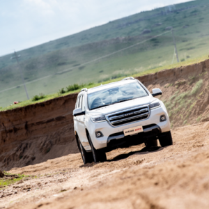 雄踞在产中大型硬派SUV销量榜首  哈弗H9接棒普拉多