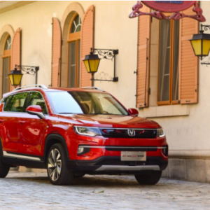 长安汽车CS35PLUS对比大众探影，揭秘连续11个月销量领先的真正原因！ ...