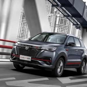 都是自主品牌优秀车型，CS55PLUS蓝鲸版与哈弗H6你更看中哪一款？ ...