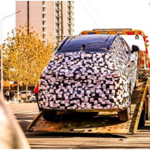 WEY全新车型伪装照曝光，疑似WEY全新旗舰SUV