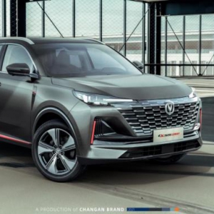 第二代CS55PLUS首次曝光，首款采用新科技智慧美学设计理念