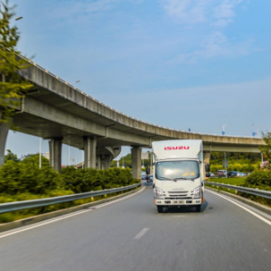 实现降本增效 江西五十铃翼放轻卡立竿见影