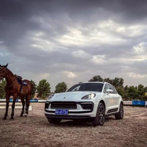 新款保时捷Macan 点燃夏日恋空