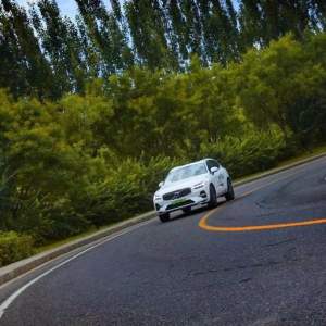 豪华中型SUV选车策略，请参考沃尔沃XC60