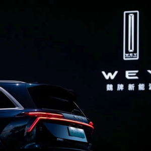 大六座SUV新“卷王”魏牌蓝山27.38万元起售