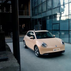 不受高“烤“影响 欧拉好猫续航、充电超给力